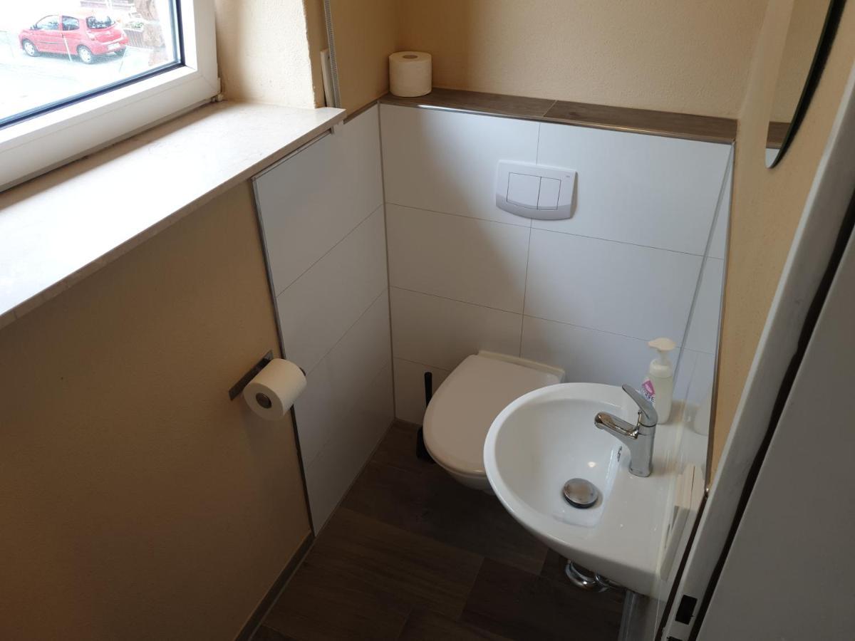 Generous Apartment I 7 Beds I 110 Sqm I Fast Internet พาเดอร์บอร์น ภายนอก รูปภาพ