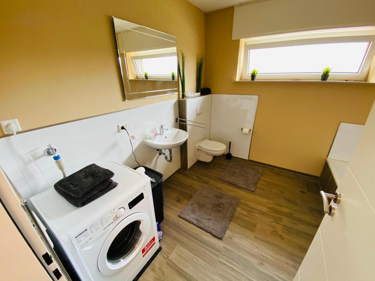 Generous Apartment I 7 Beds I 110 Sqm I Fast Internet พาเดอร์บอร์น ภายนอก รูปภาพ