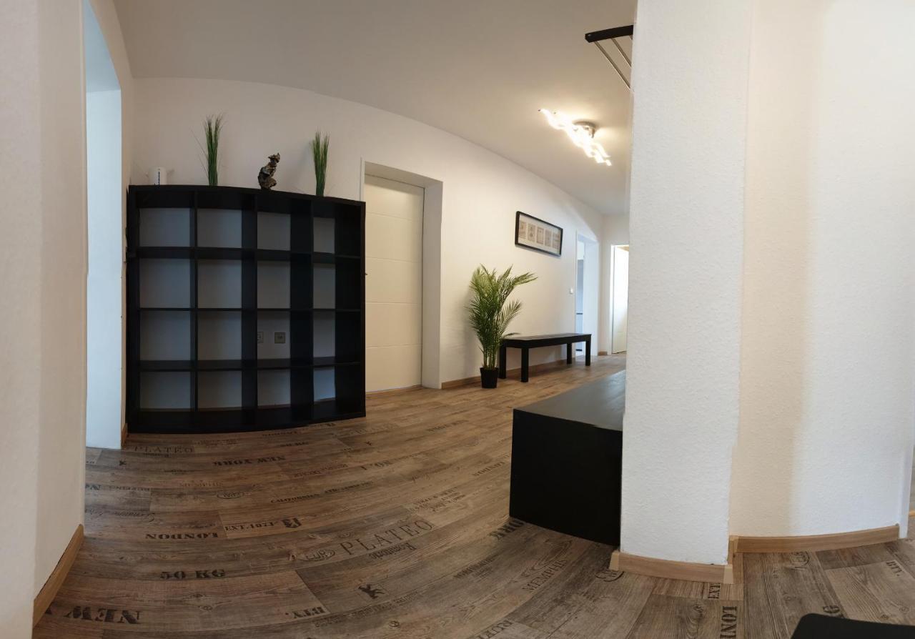Generous Apartment I 7 Beds I 110 Sqm I Fast Internet พาเดอร์บอร์น ภายนอก รูปภาพ