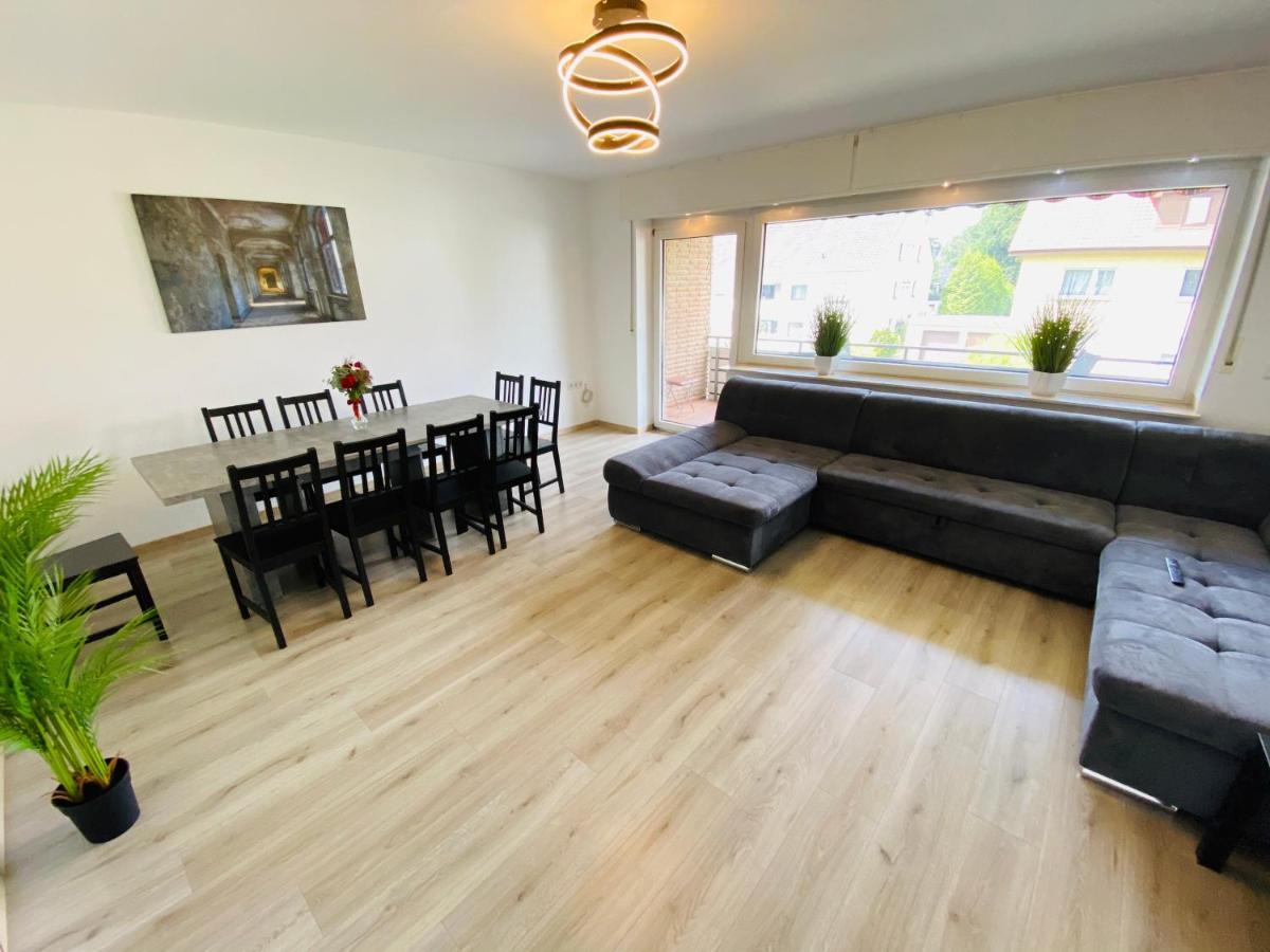 Generous Apartment I 7 Beds I 110 Sqm I Fast Internet พาเดอร์บอร์น ภายนอก รูปภาพ
