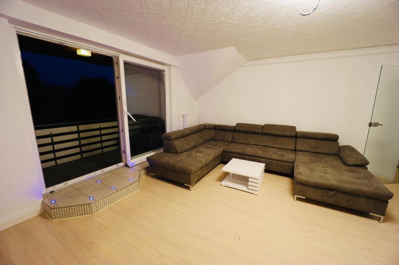 Generous Apartment I 7 Beds I 110 Sqm I Fast Internet พาเดอร์บอร์น ภายนอก รูปภาพ