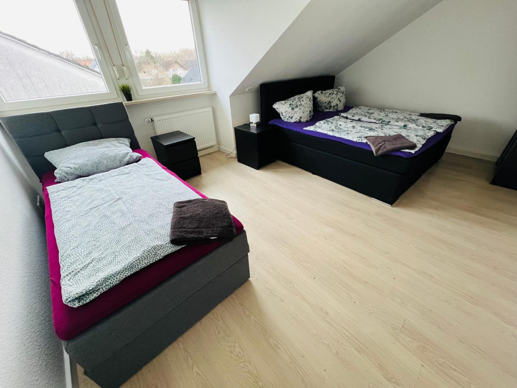 Generous Apartment I 7 Beds I 110 Sqm I Fast Internet พาเดอร์บอร์น ภายนอก รูปภาพ