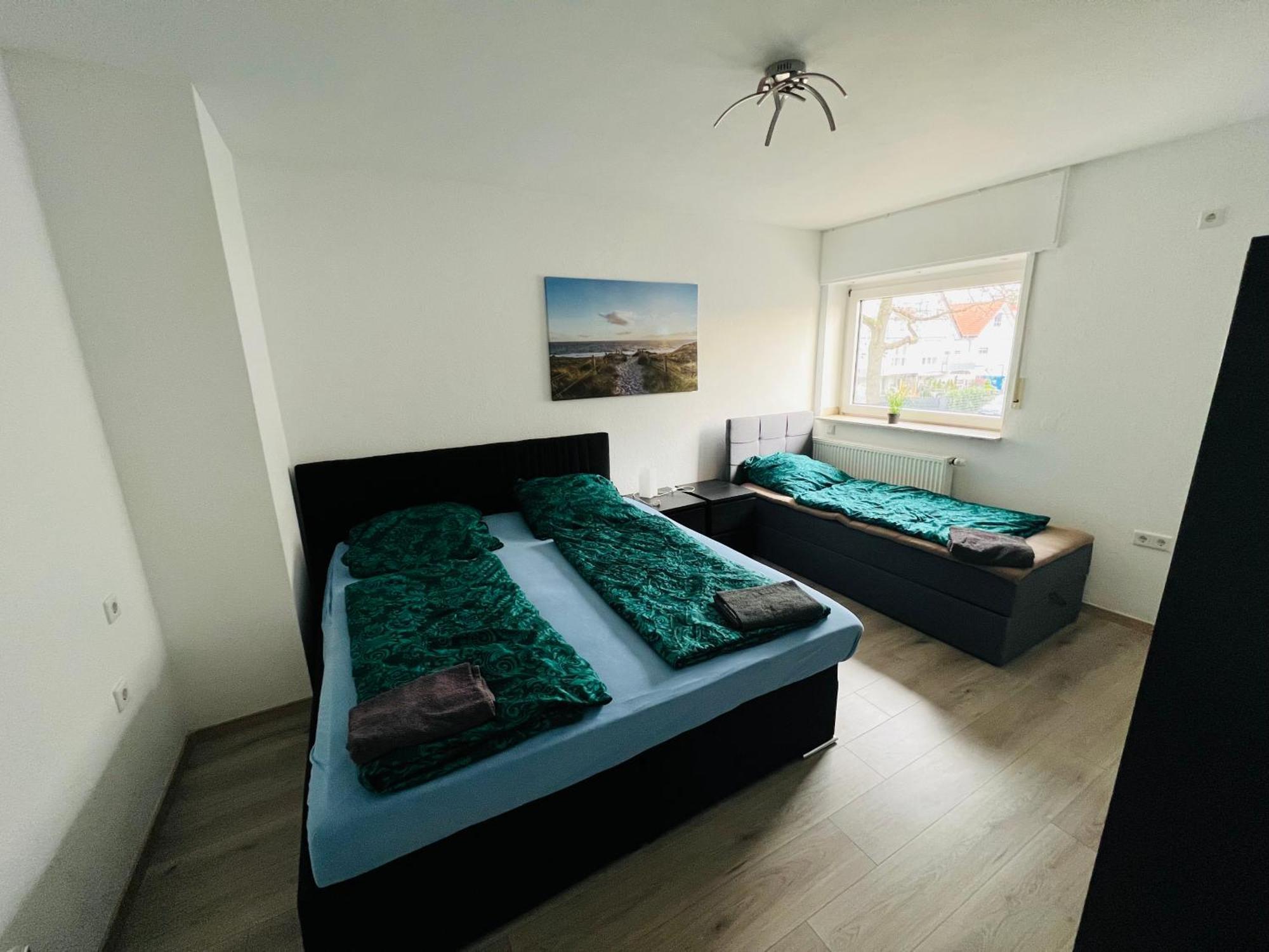 Generous Apartment I 7 Beds I 110 Sqm I Fast Internet พาเดอร์บอร์น ภายนอก รูปภาพ